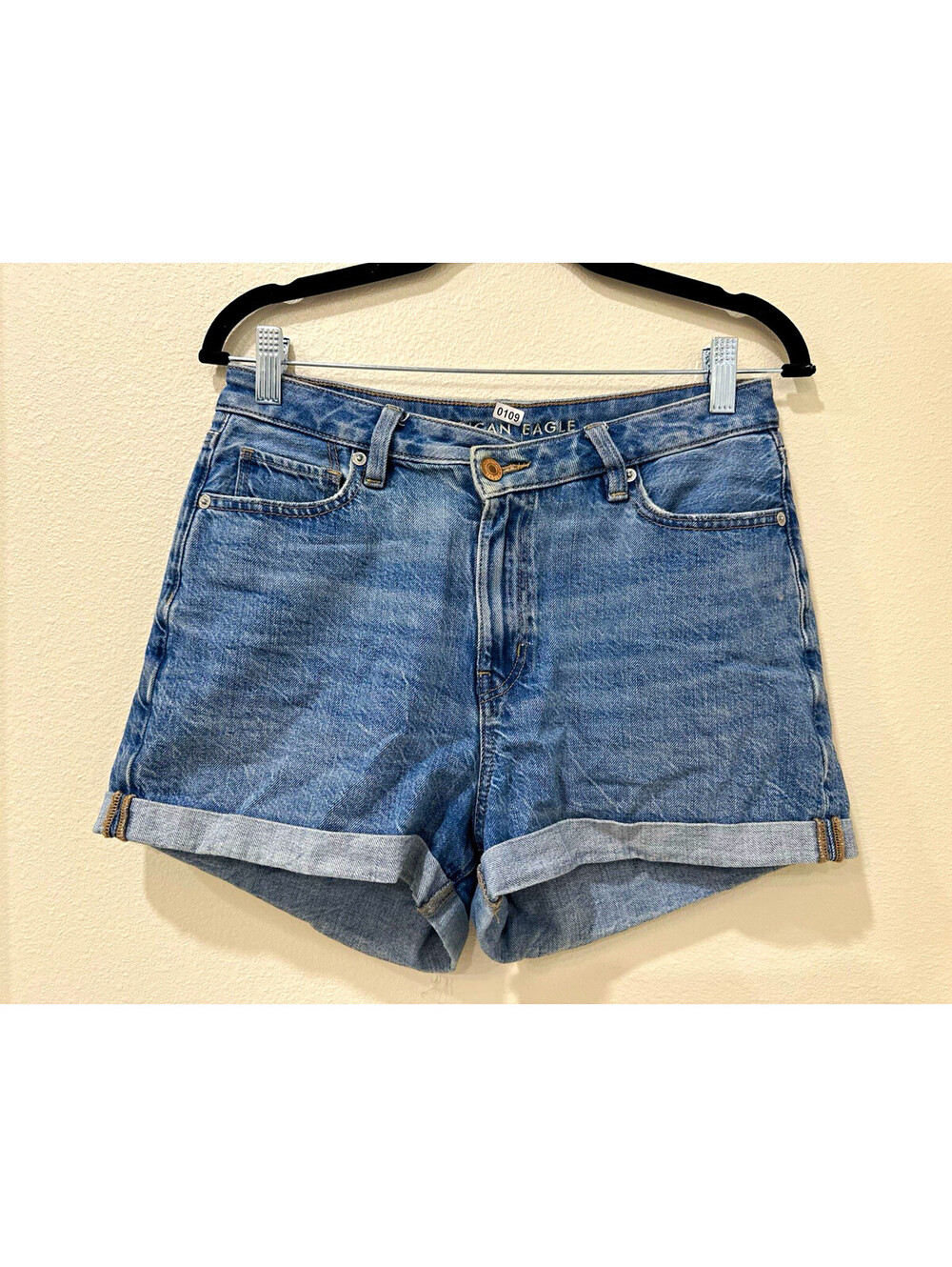 American Eagle Outfitters High Rise Mom Shorts Blue Denim Cuffed Stretch Sz 4